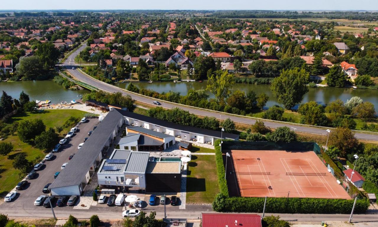 Fuezeskerti Apartmanhaz * Békésszentandrás